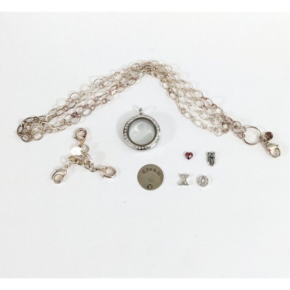Origami Owl Dream magnetic locket Pendant XO Owl Heart With Extender